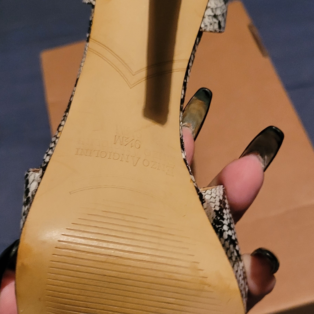 Heels Enzo Angiolini Beautiful Snake Pattern - Picture 3 of 7